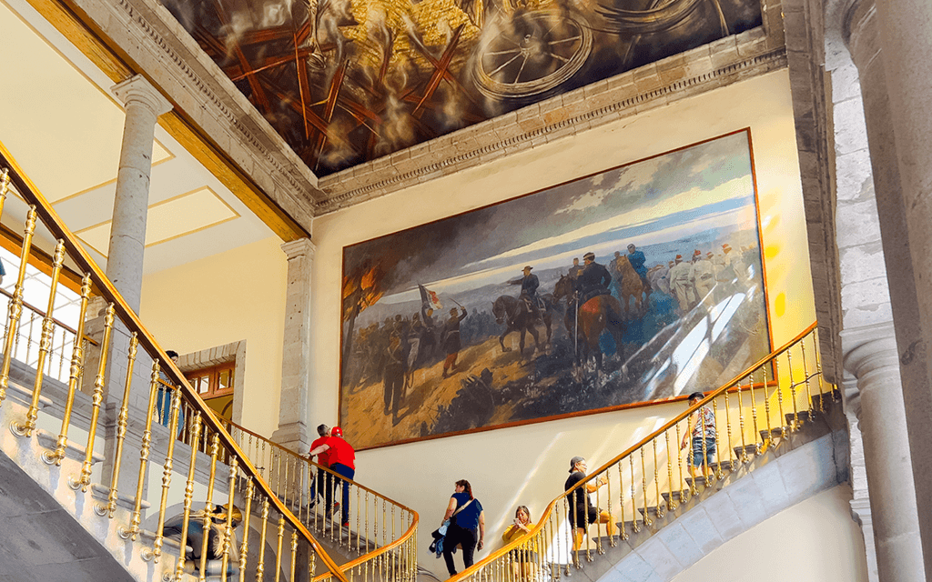 Anthropology Museum & Chapultepec Castle Guided Tour (Guided Tour With Pickup, Castle & Cable Car (No Anthropology Museum Entry))