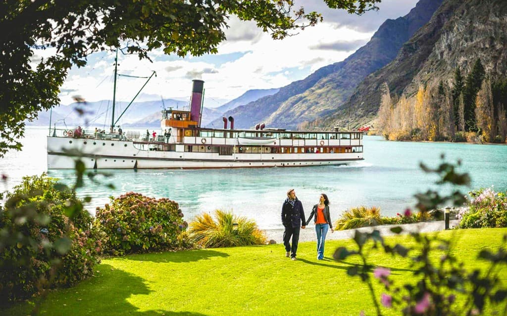 From Queenstown: TSS Earnslaw Lake Wakatipu Cruise (TSS Earnslaw Cruise + Walter Peak Garden to Table experience )