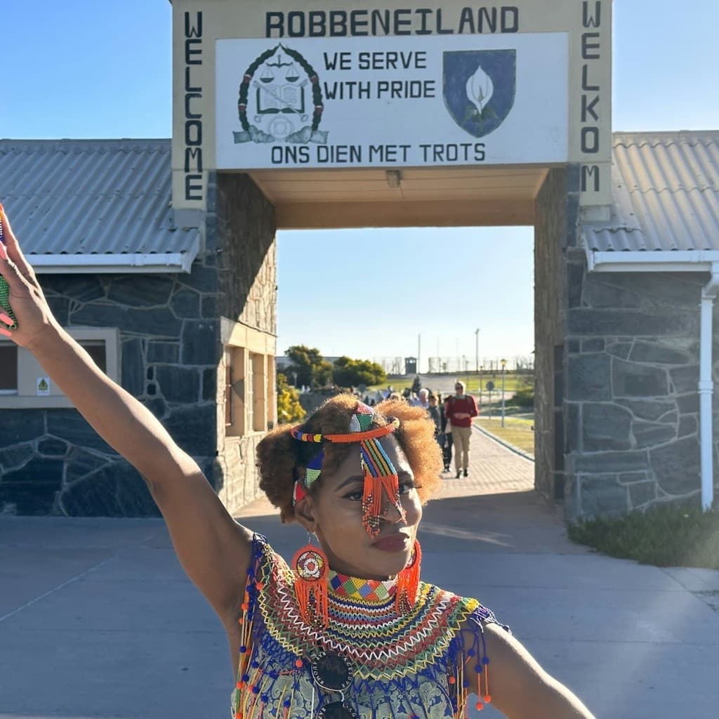 Robben Island: Ferry Ticket & Prison Museum Tour