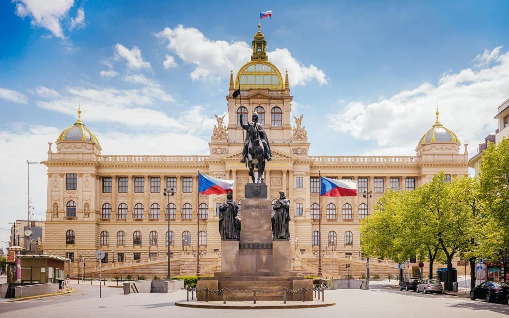 Skip-the-Line Tickets to Prague National Museum with an Optional Guided Tour of Old Town (English Guided Tour)