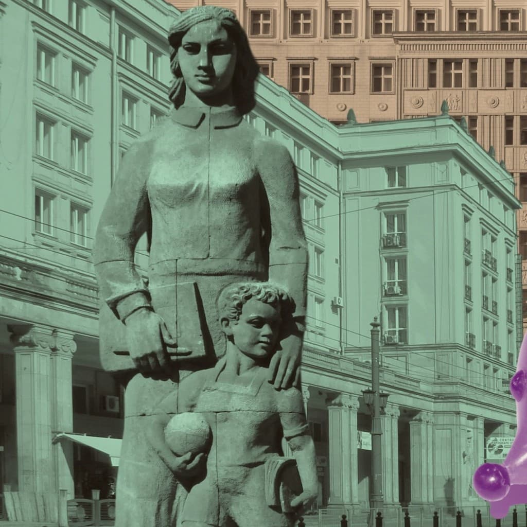 Warsaw: Private Walking Tour + Viewing Terrace & Museum Entry