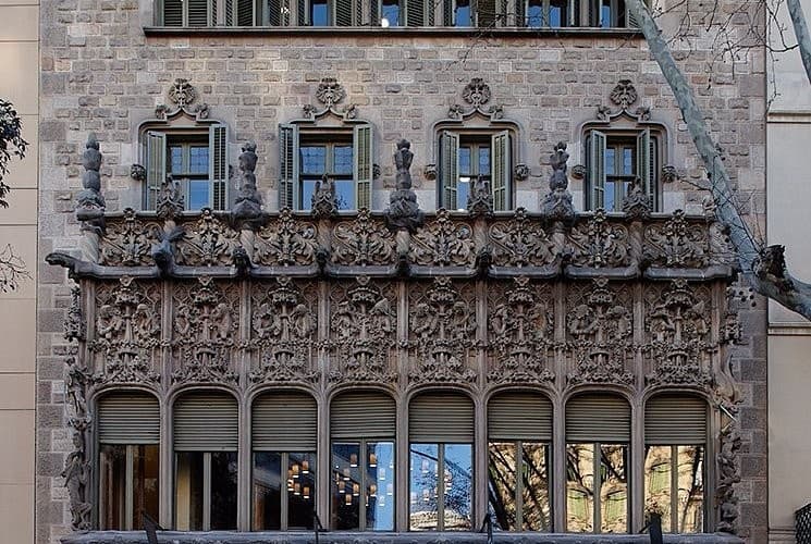 Palau Baró de Quadras