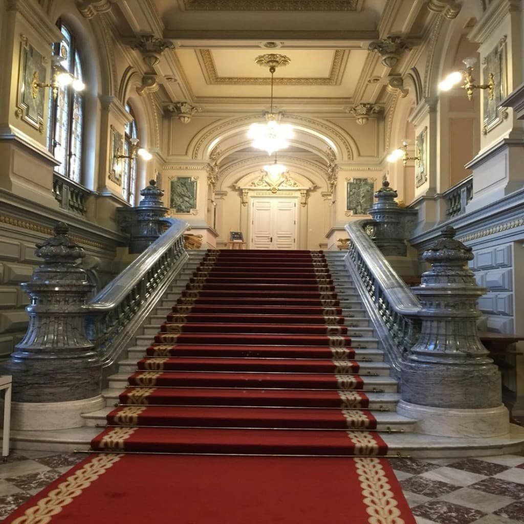 Cotroceni Palace: Fast Track Ticket + Guided Tour