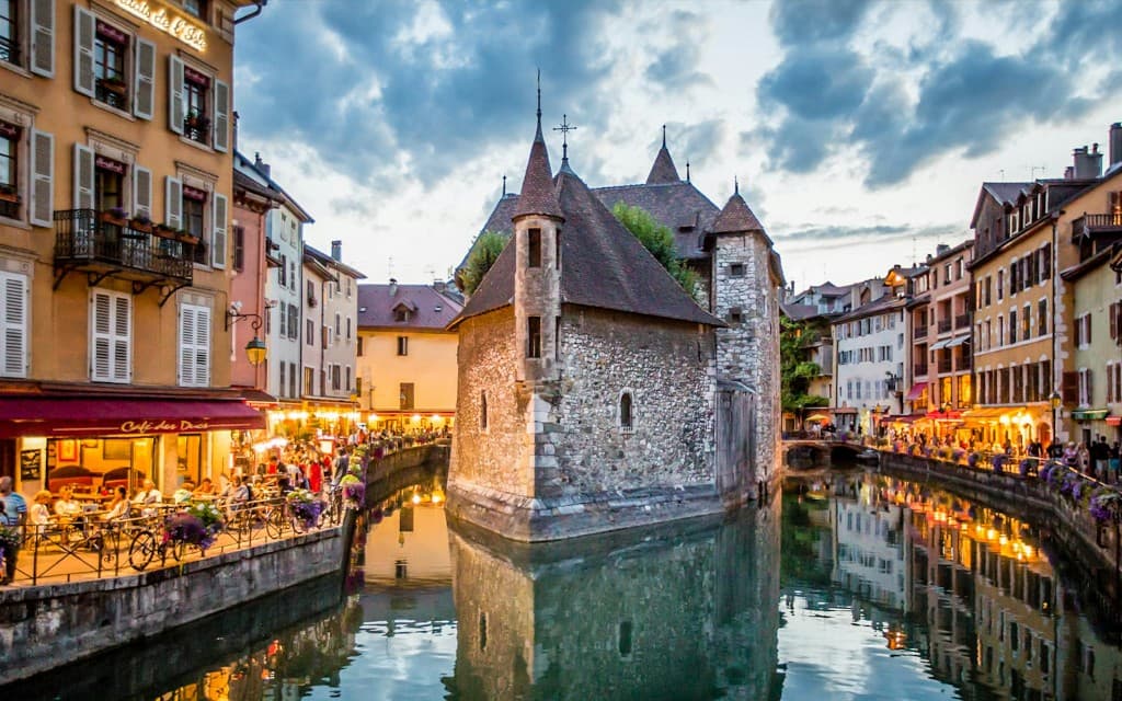 Guided Walking Tour of Annecy from Geneva (Geneva: Annecy)